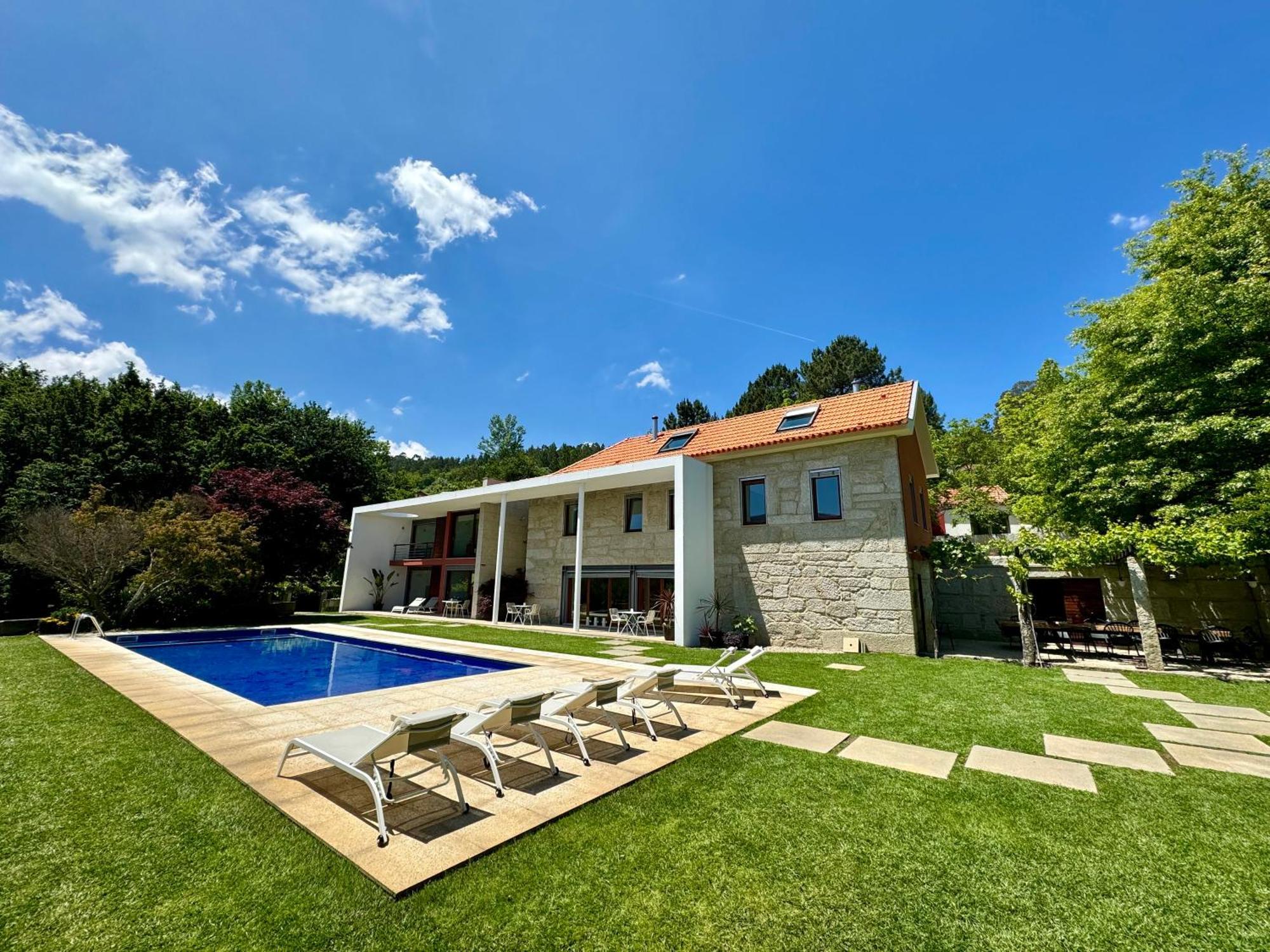 Quinta Trindade Bed & Breakfast Arouca Exterior photo