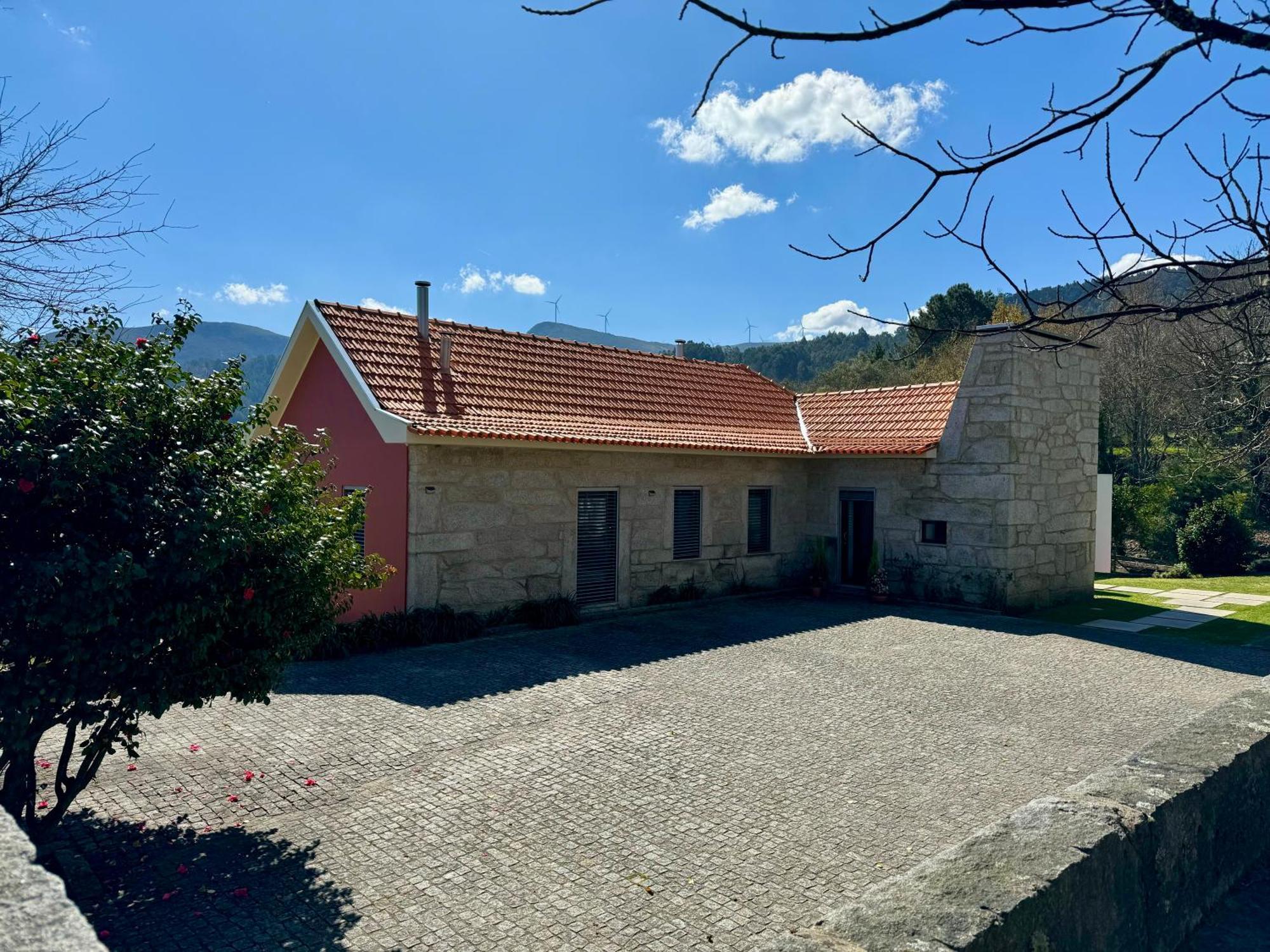 Quinta Trindade Bed & Breakfast Arouca Exterior photo